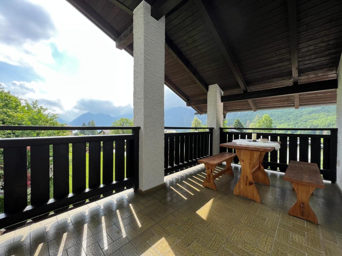 Gemütliche Landhausvilla mit Kamin und Kachelofen Unterach am Attersee Exterior foto