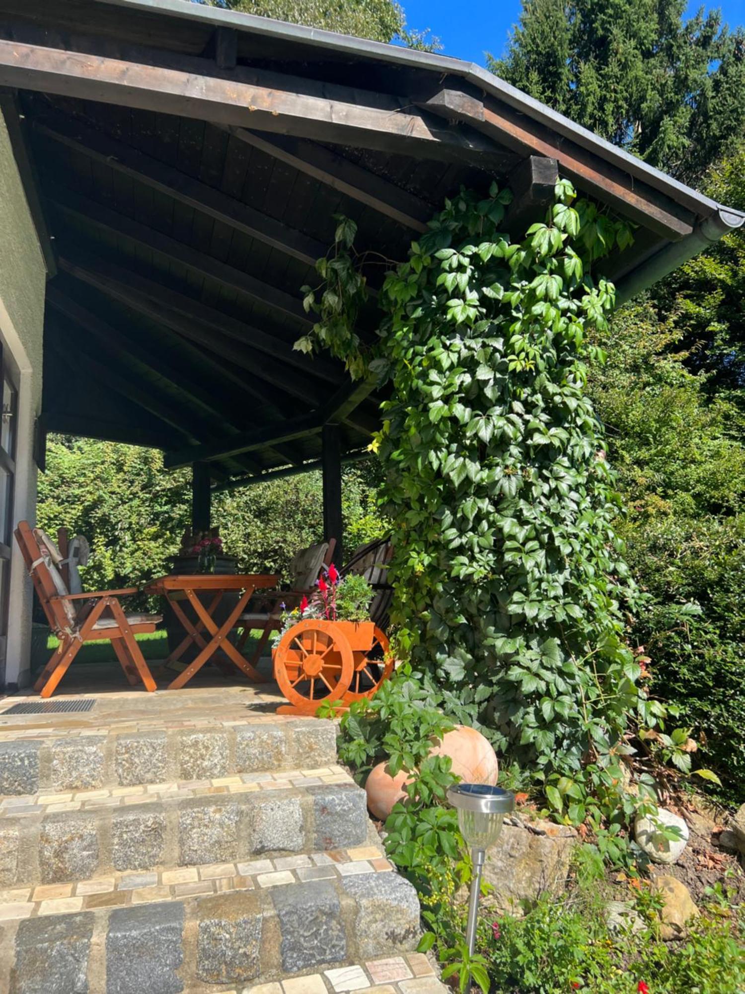 Gemütliche Landhausvilla mit Kamin und Kachelofen Unterach am Attersee Exterior foto