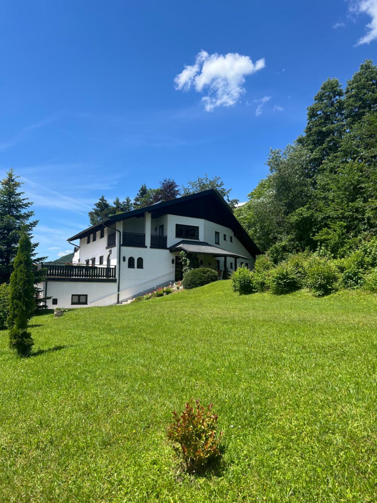 Gemütliche Landhausvilla mit Kamin und Kachelofen Unterach am Attersee Exterior foto